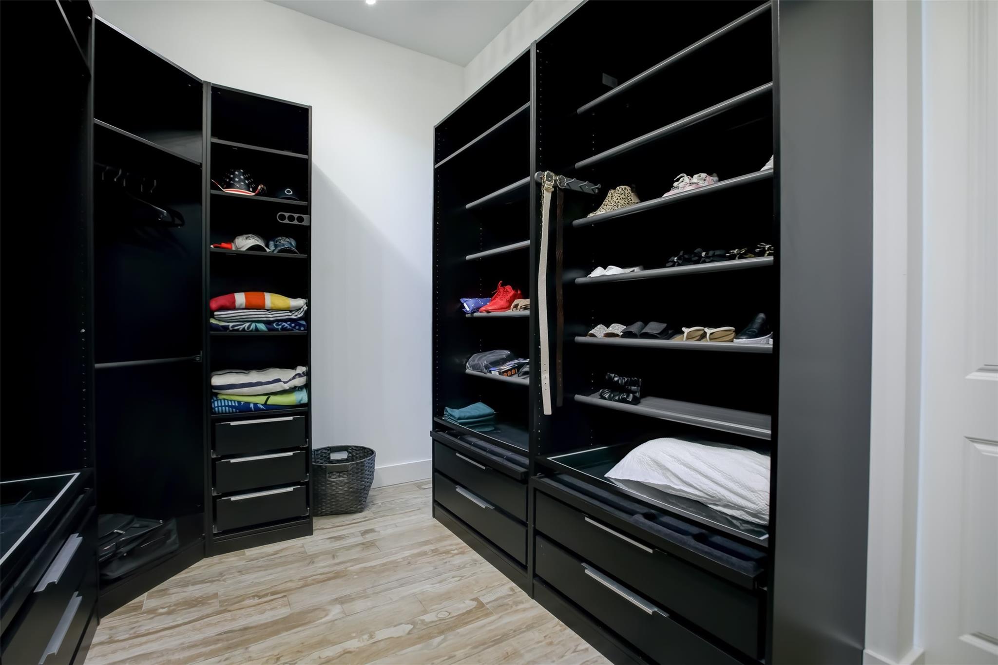 Coral Ridge 21-50 B - Residential