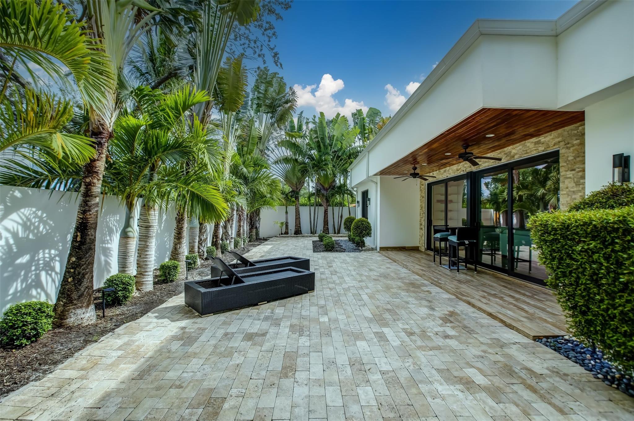 Coral Ridge 21-50 B - Residential