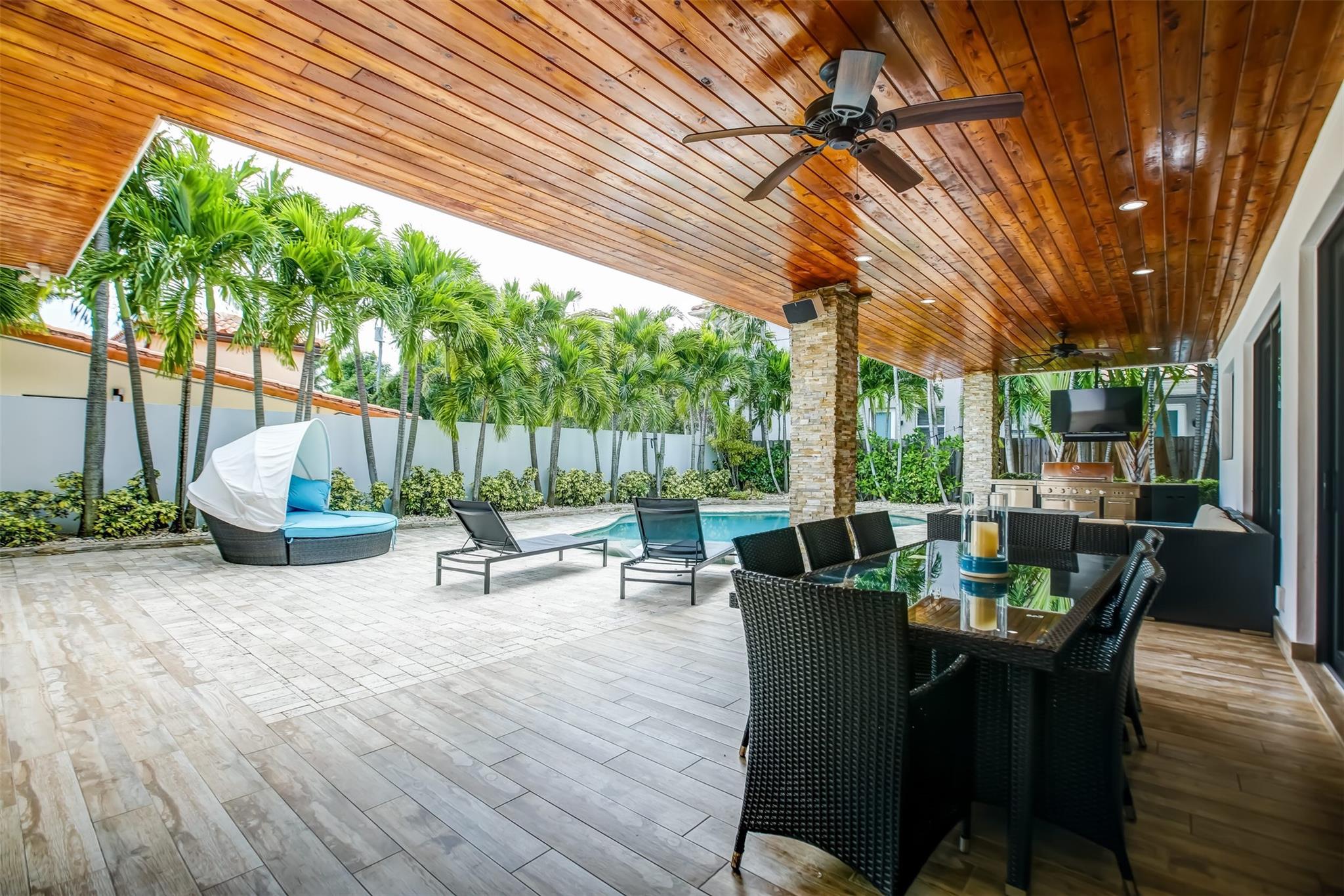 Coral Ridge 21-50 B - Residential