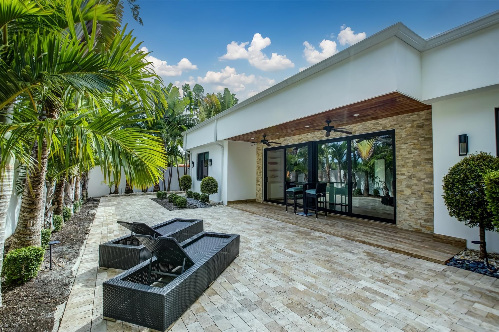 Coral Ridge 21-50 B - Residential