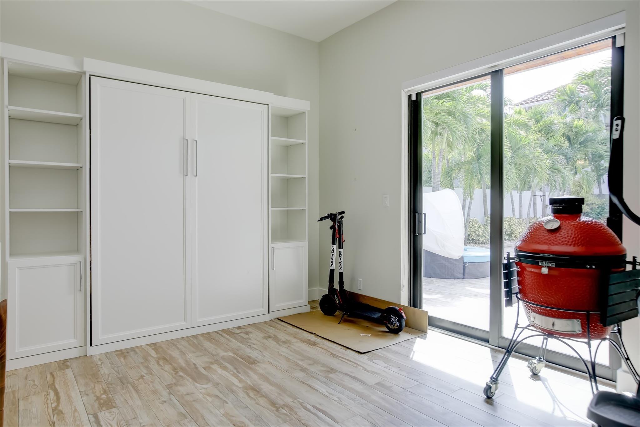 Coral Ridge 21-50 B - Residential