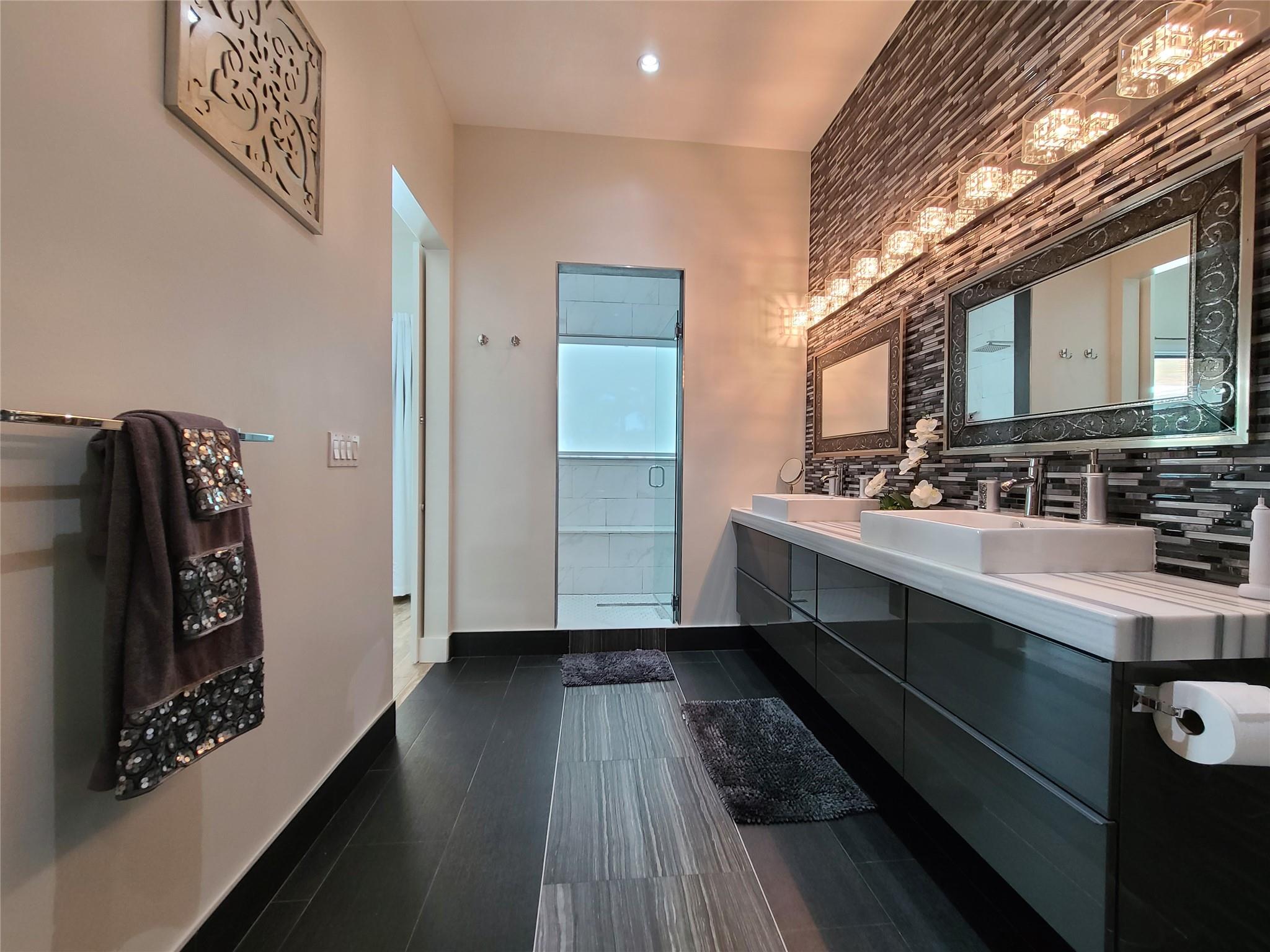 Coral Ridge 21-50 B - Residential