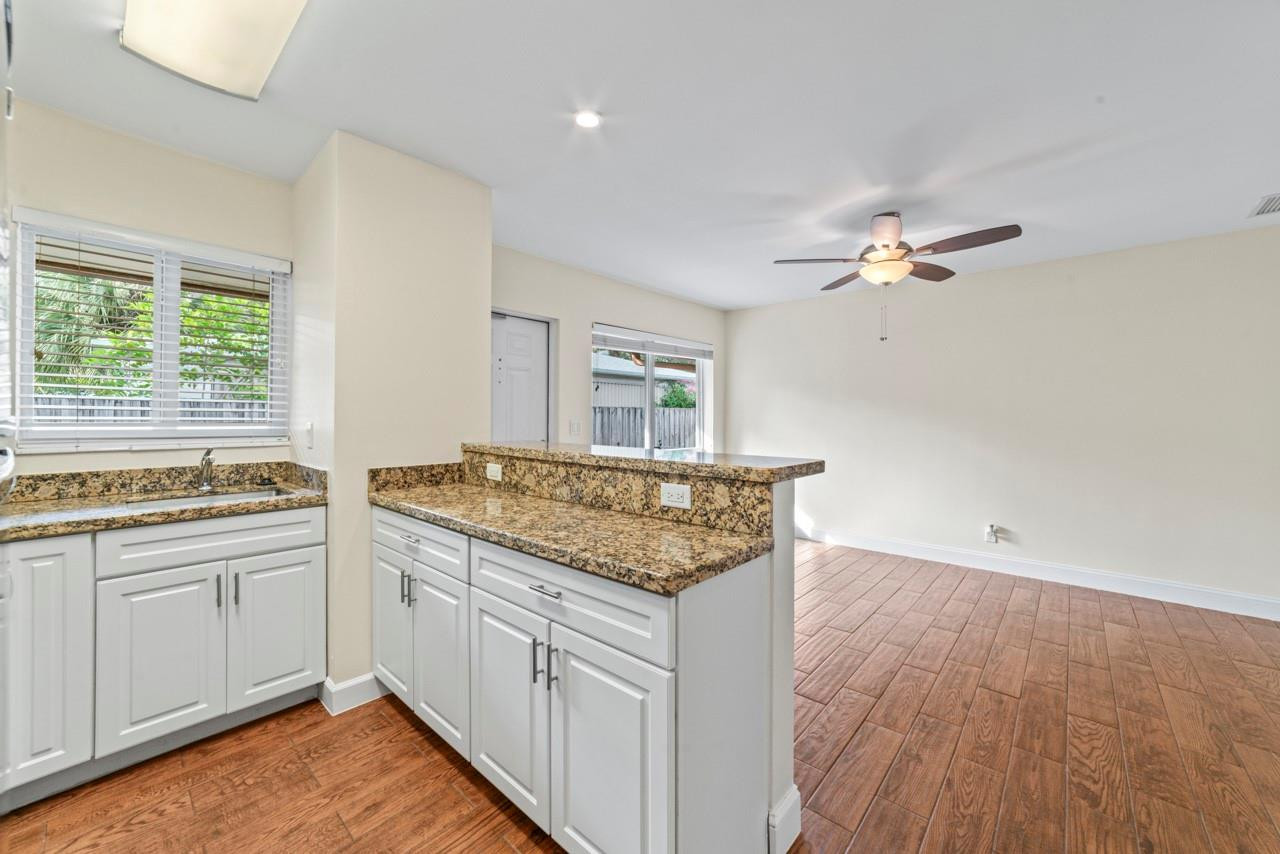 Lauderdale 2-9 D - Residential Lease