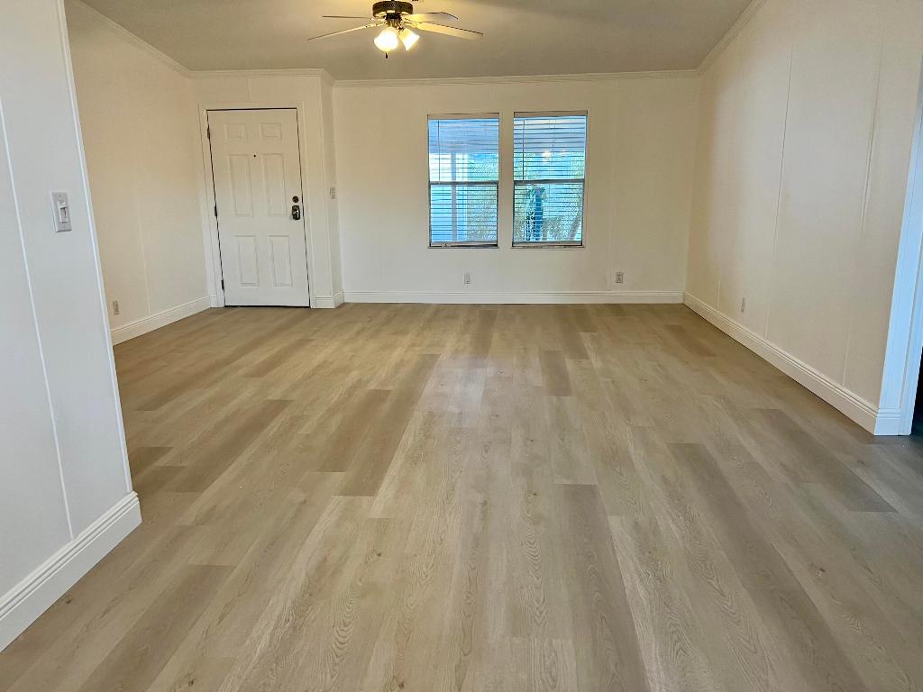 DEERFIELD LAKE - Residential