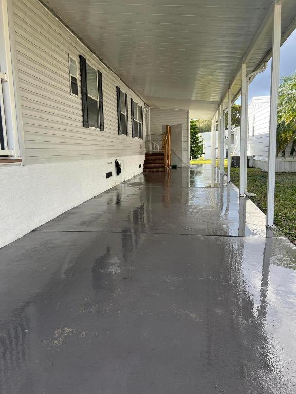 DEERFIELD LAKE - Residential