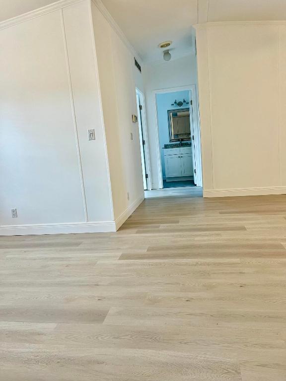 DEERFIELD LAKE - Residential