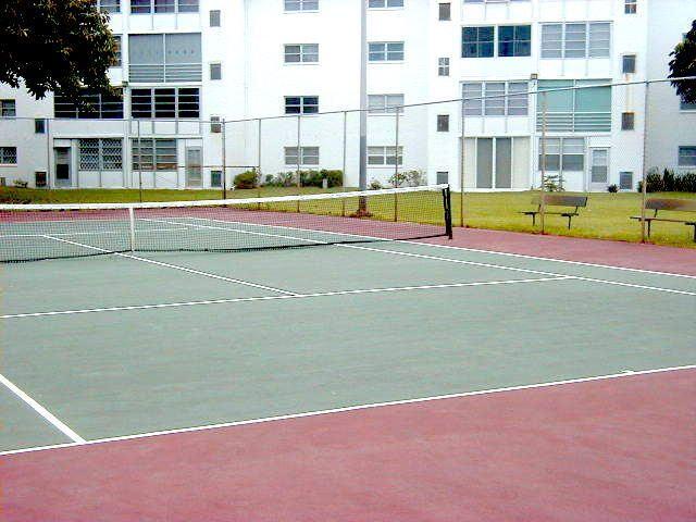 VILLAGE ROYALE FOREST GRE - Residential