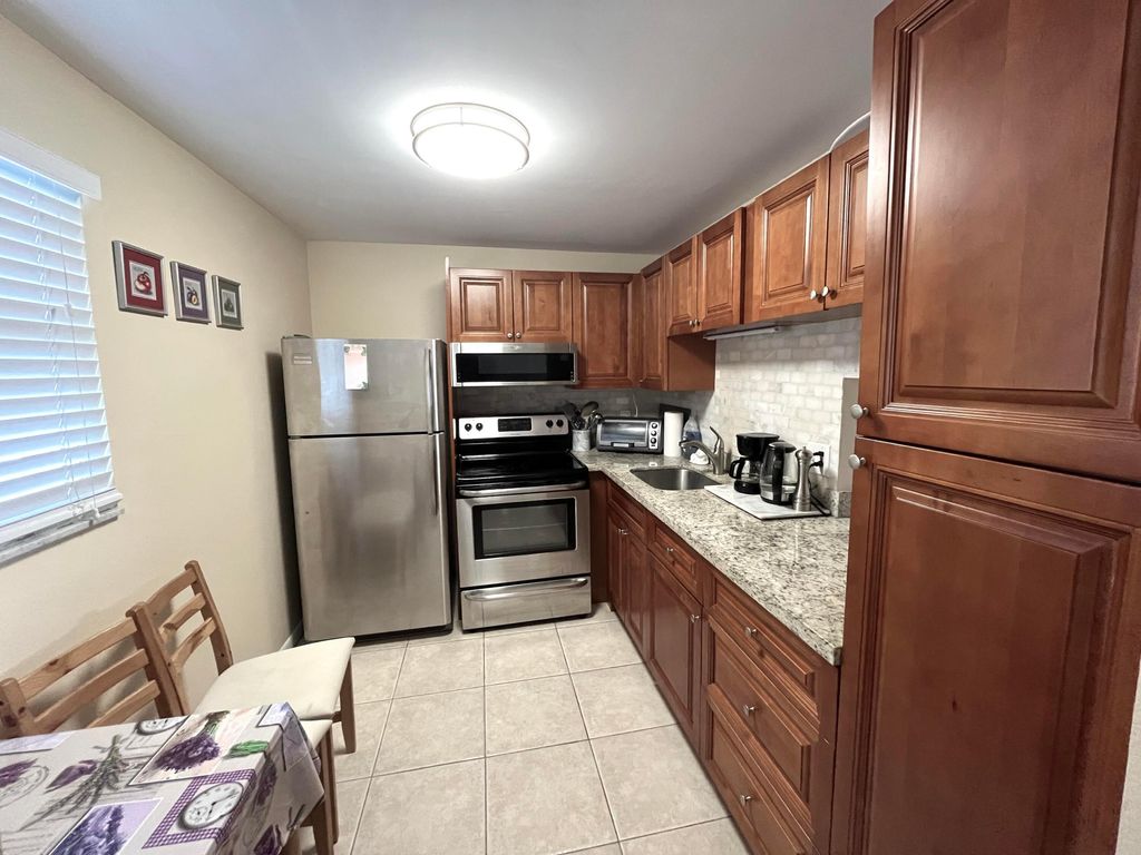 Photo of 330 NE 26th Avenue #406, Boynton Beach, FL 33435 (MLS # R11144404)