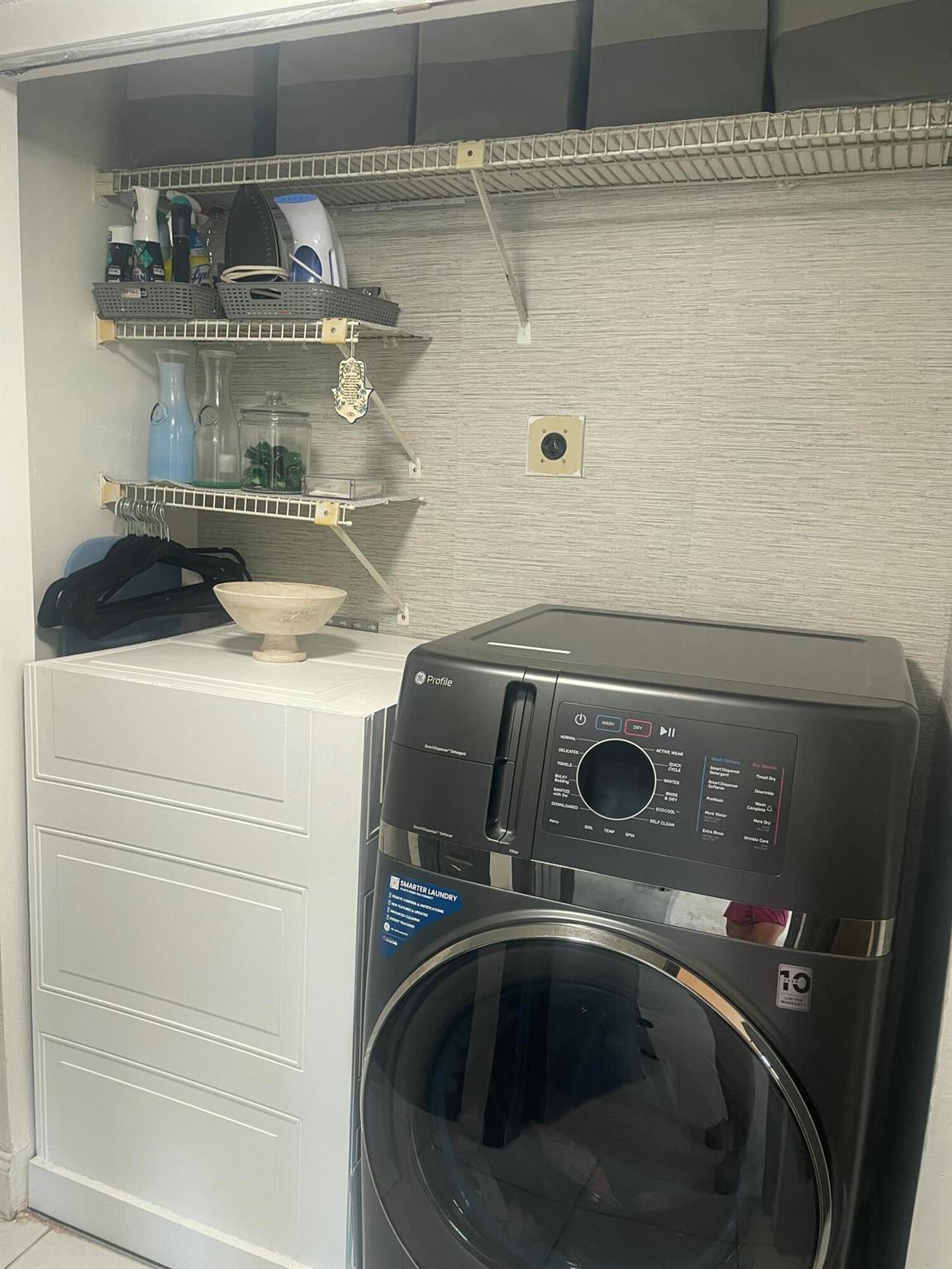 WELLEBY SHORES CONDOMINIU - Residential Lease