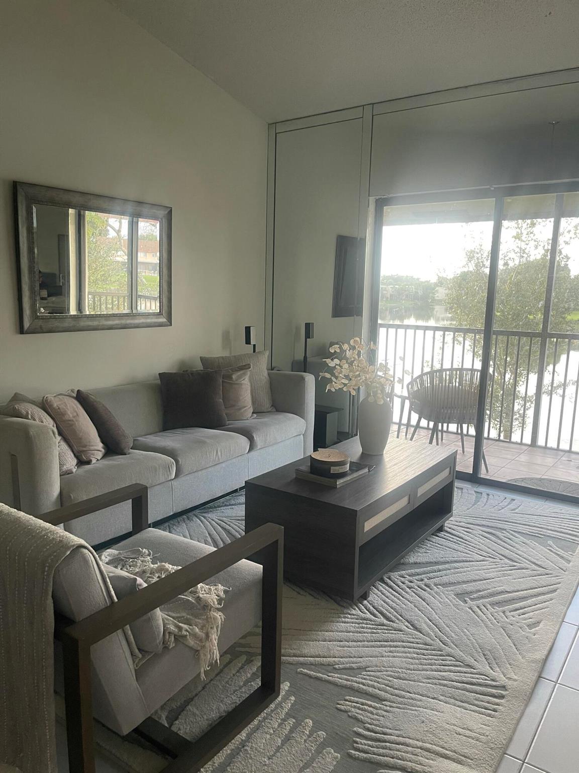 WELLEBY SHORES CONDOMINIU - Residential Lease