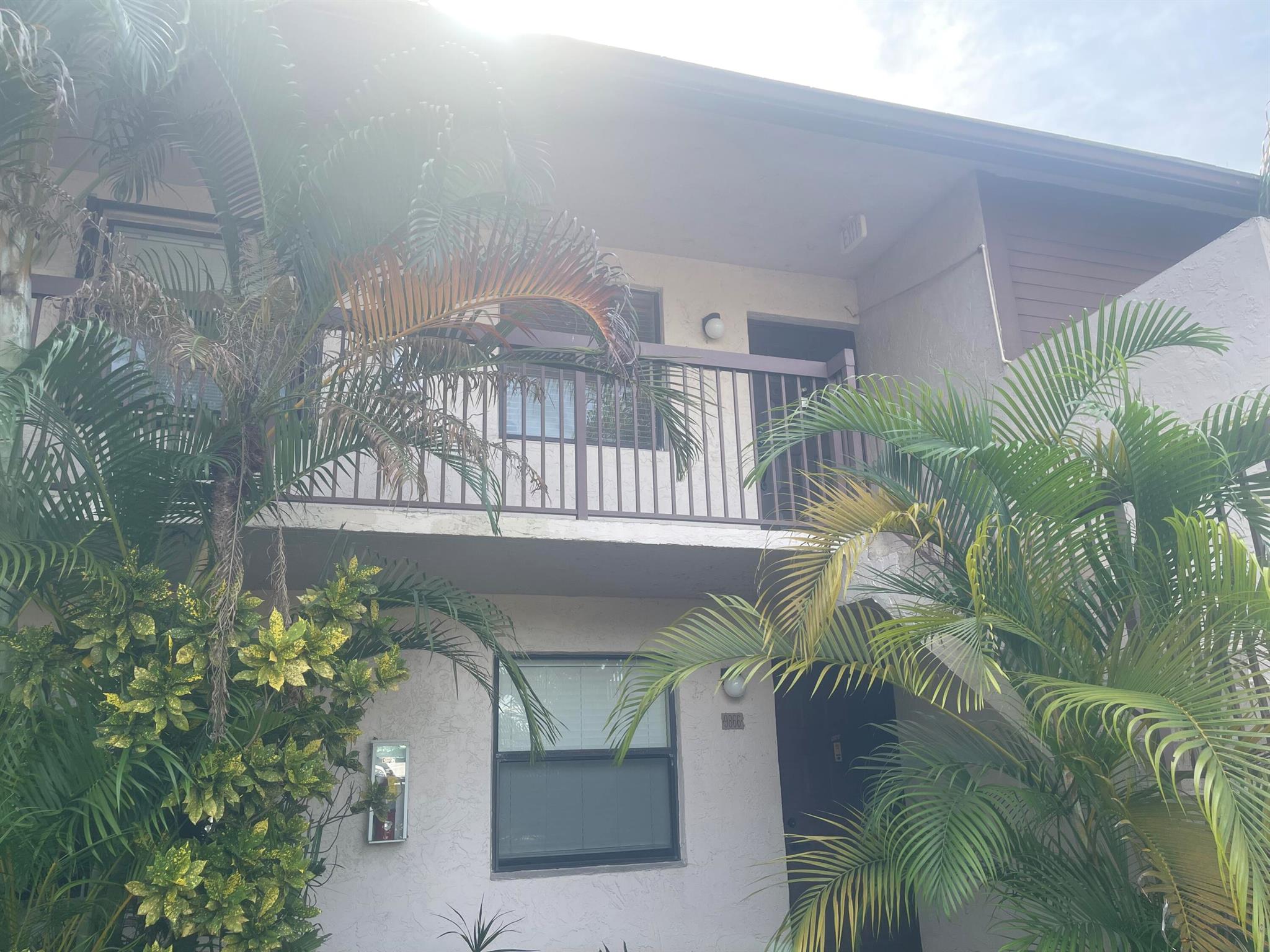 WELLEBY SHORES CONDOMINIU - Residential Lease