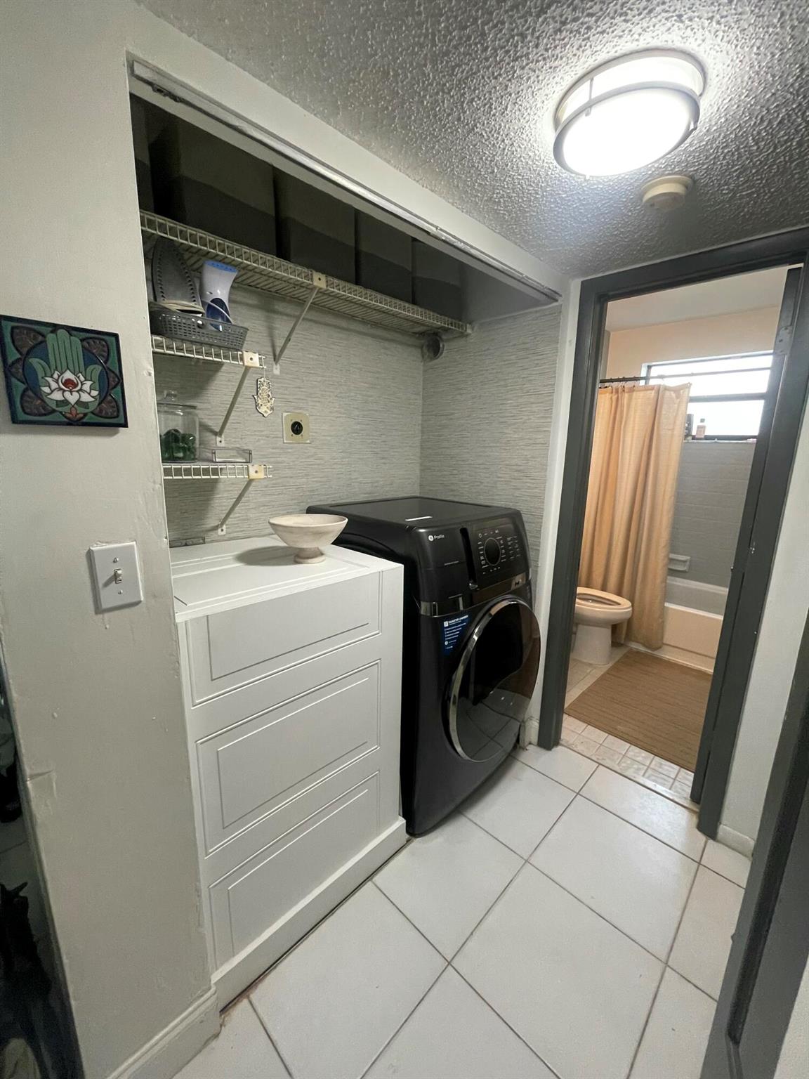 WELLEBY SHORES CONDOMINIU - Residential Lease