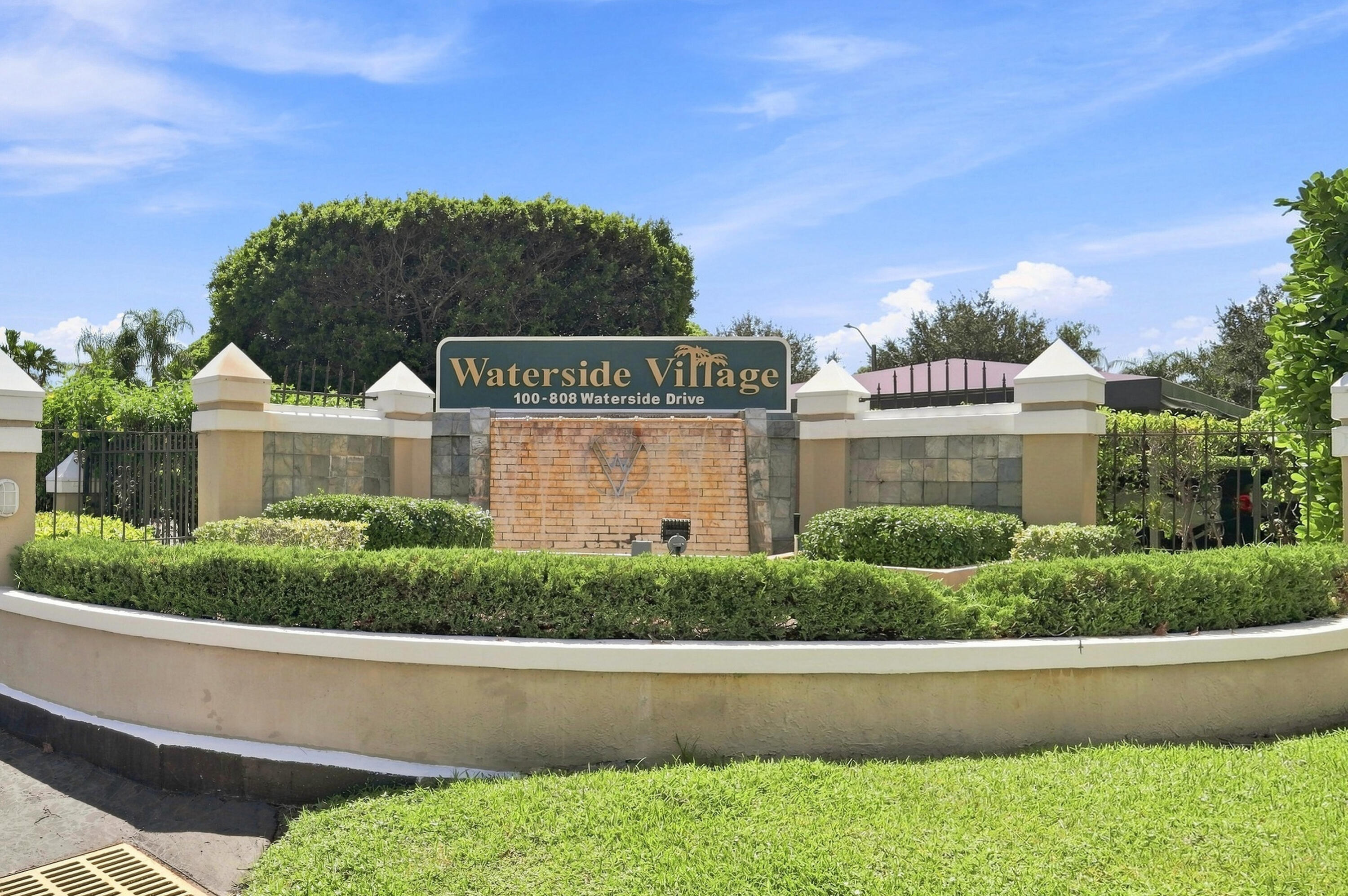 211 Waterside Drive