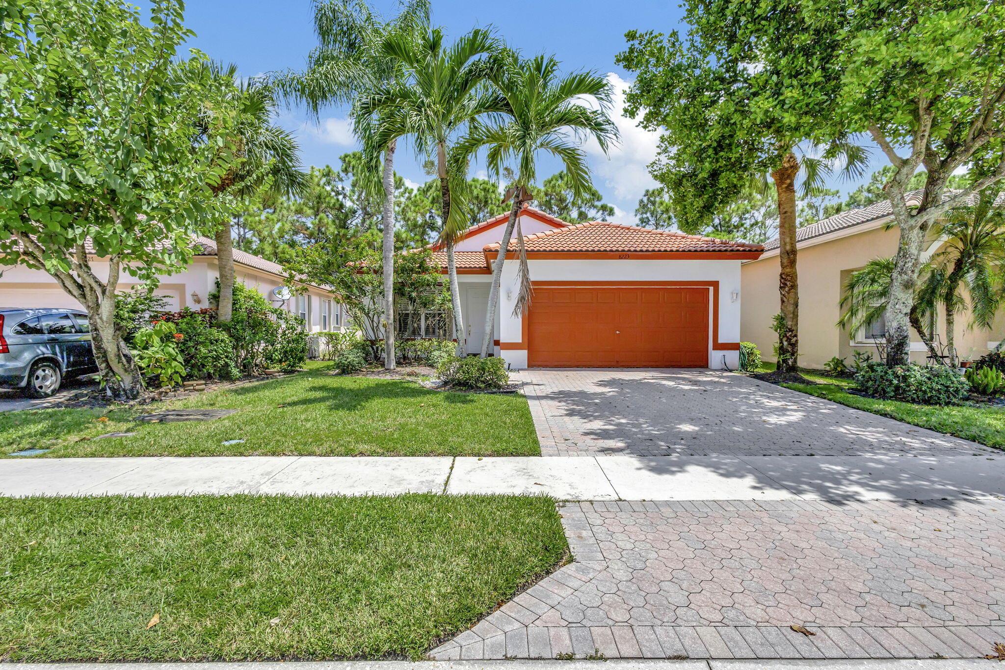 View Boynton Beach, FL 33472 house