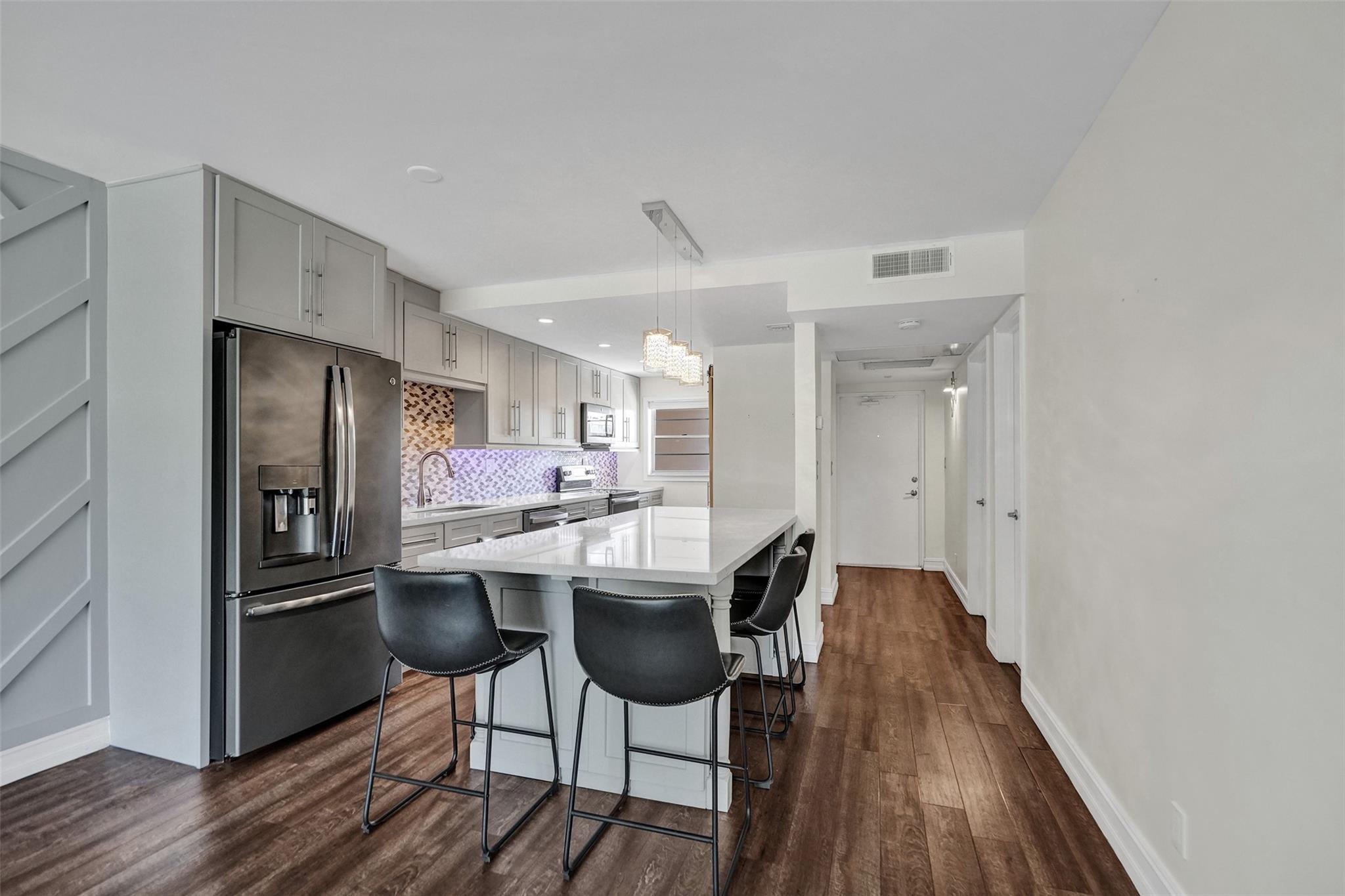 9460 Tangerine Pl 3rd Floor