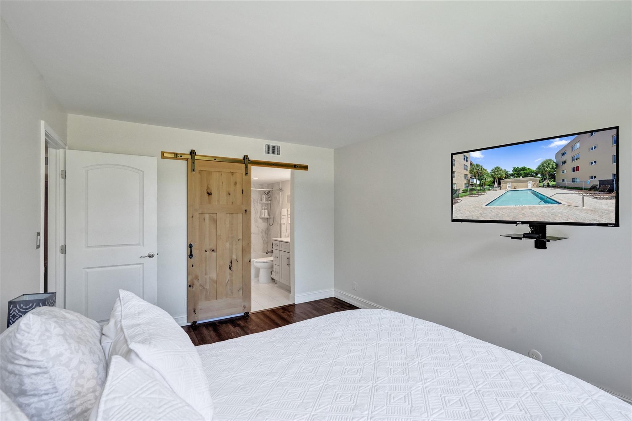 Pine Island Ridge - Residential