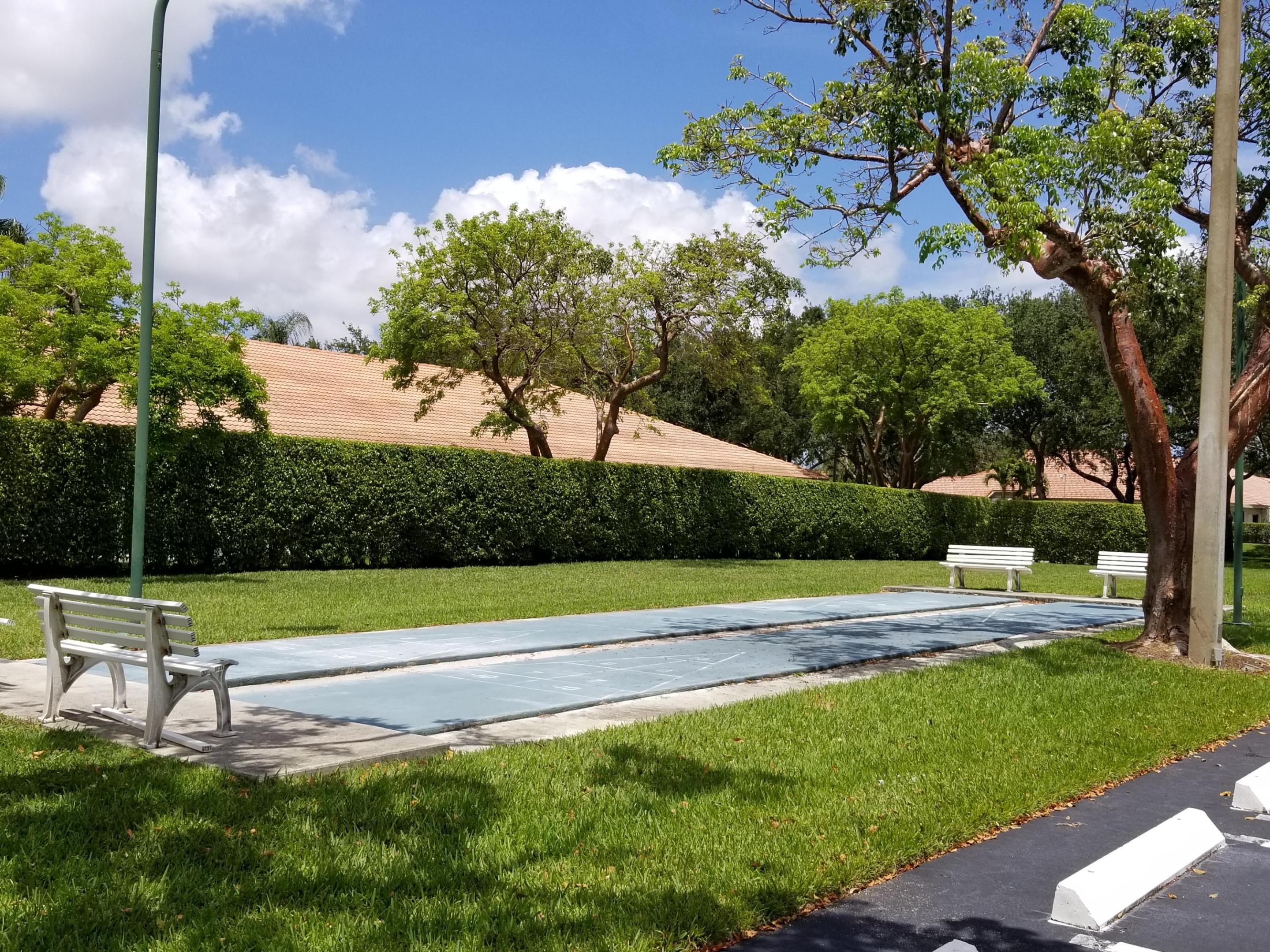 QUAIL RUN VILLAS - Residential Lease