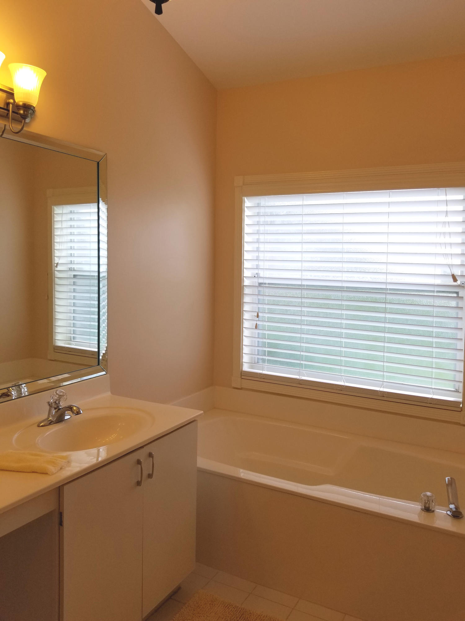 QUAIL RUN VILLAS - Residential Lease