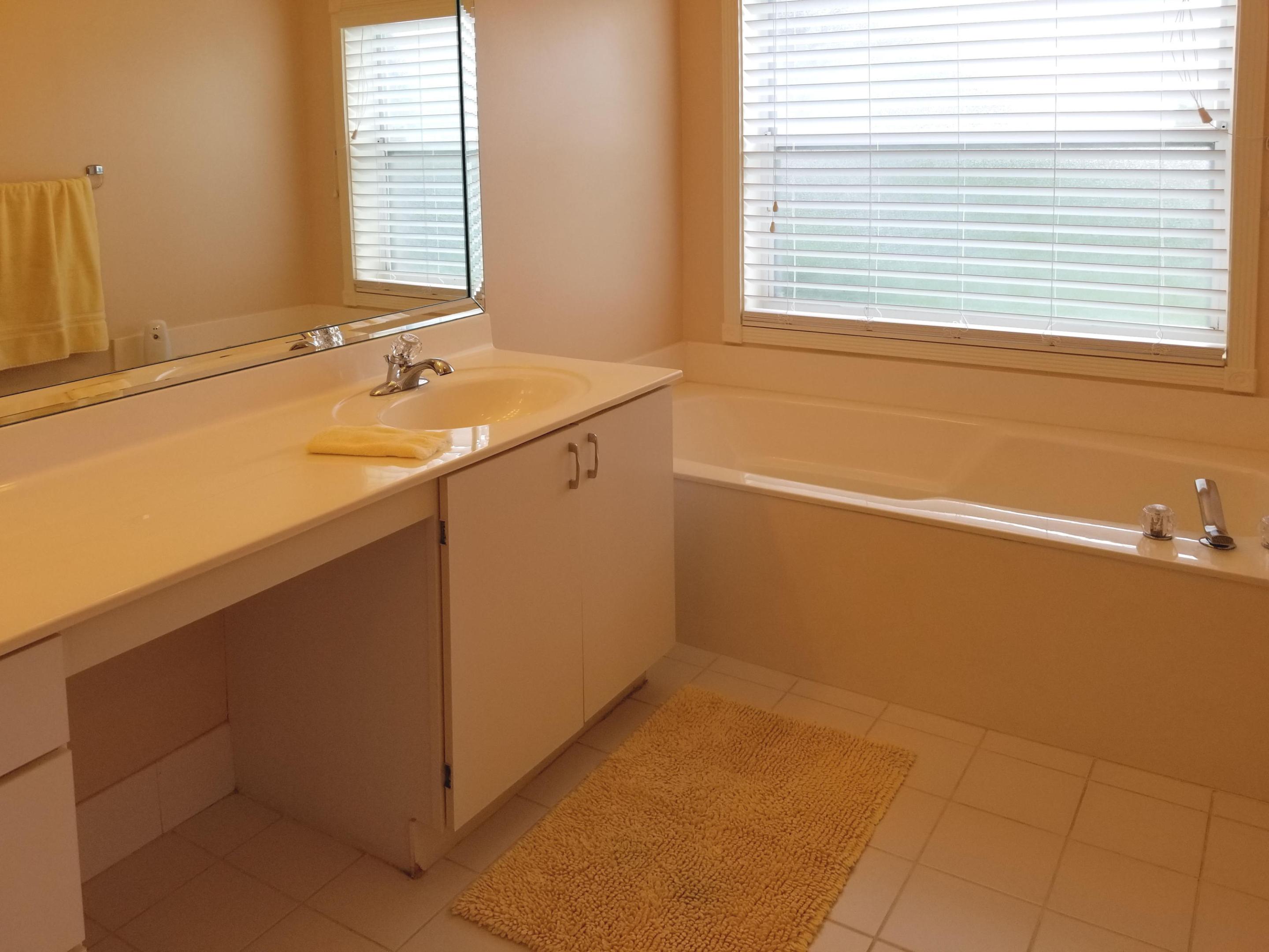 QUAIL RUN VILLAS - Residential Lease