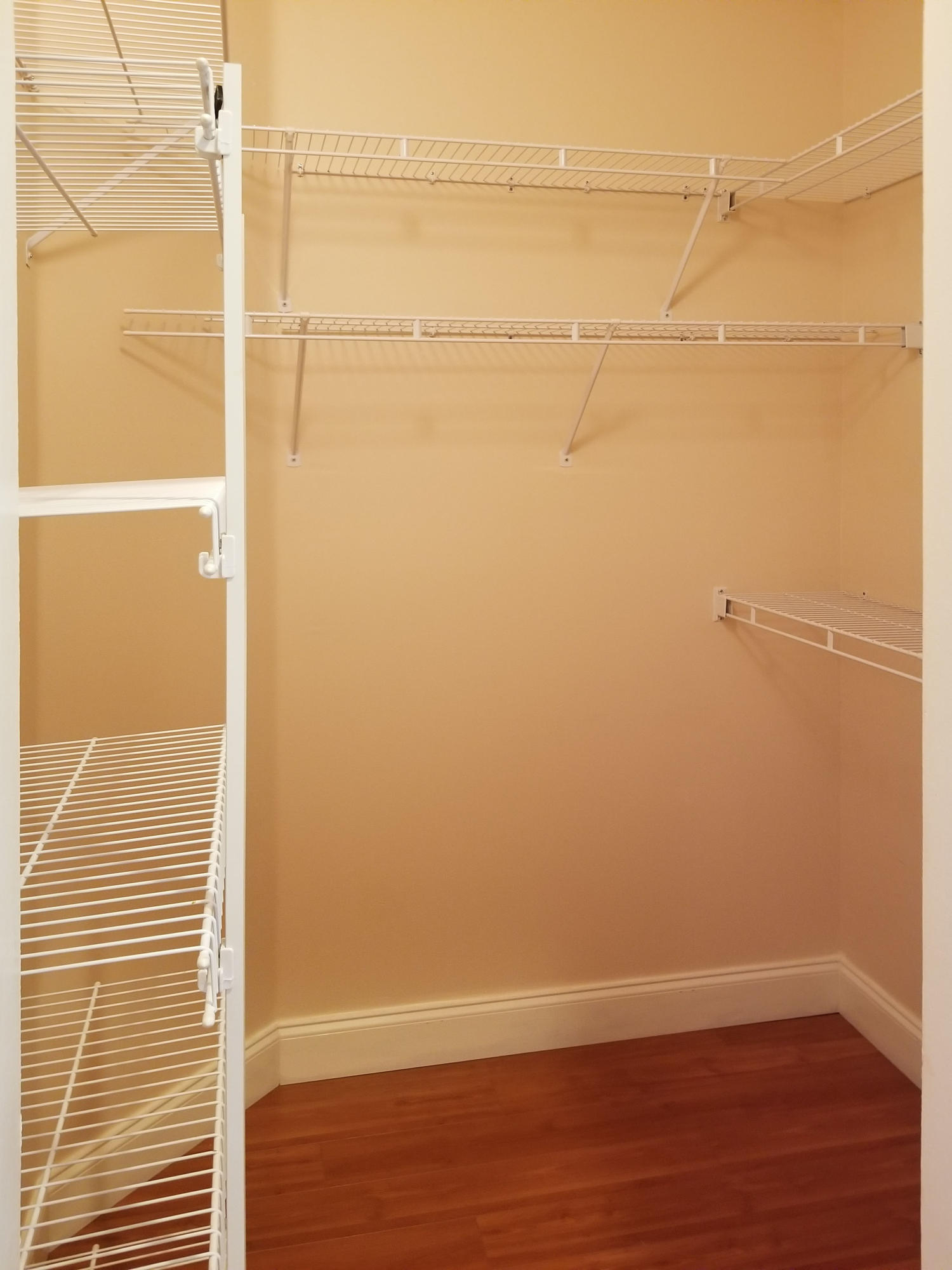 QUAIL RUN VILLAS - Residential Lease