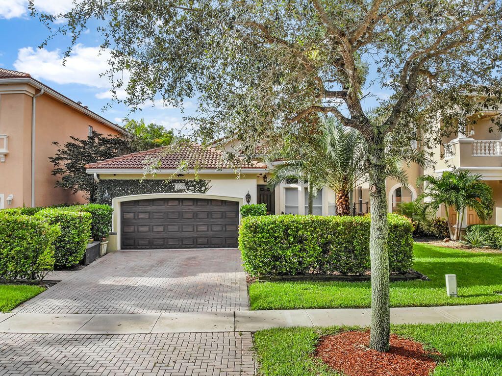 Photo of 230 Gazetta Way, West Palm Beach, FL 33413 (MLS # R11004926)