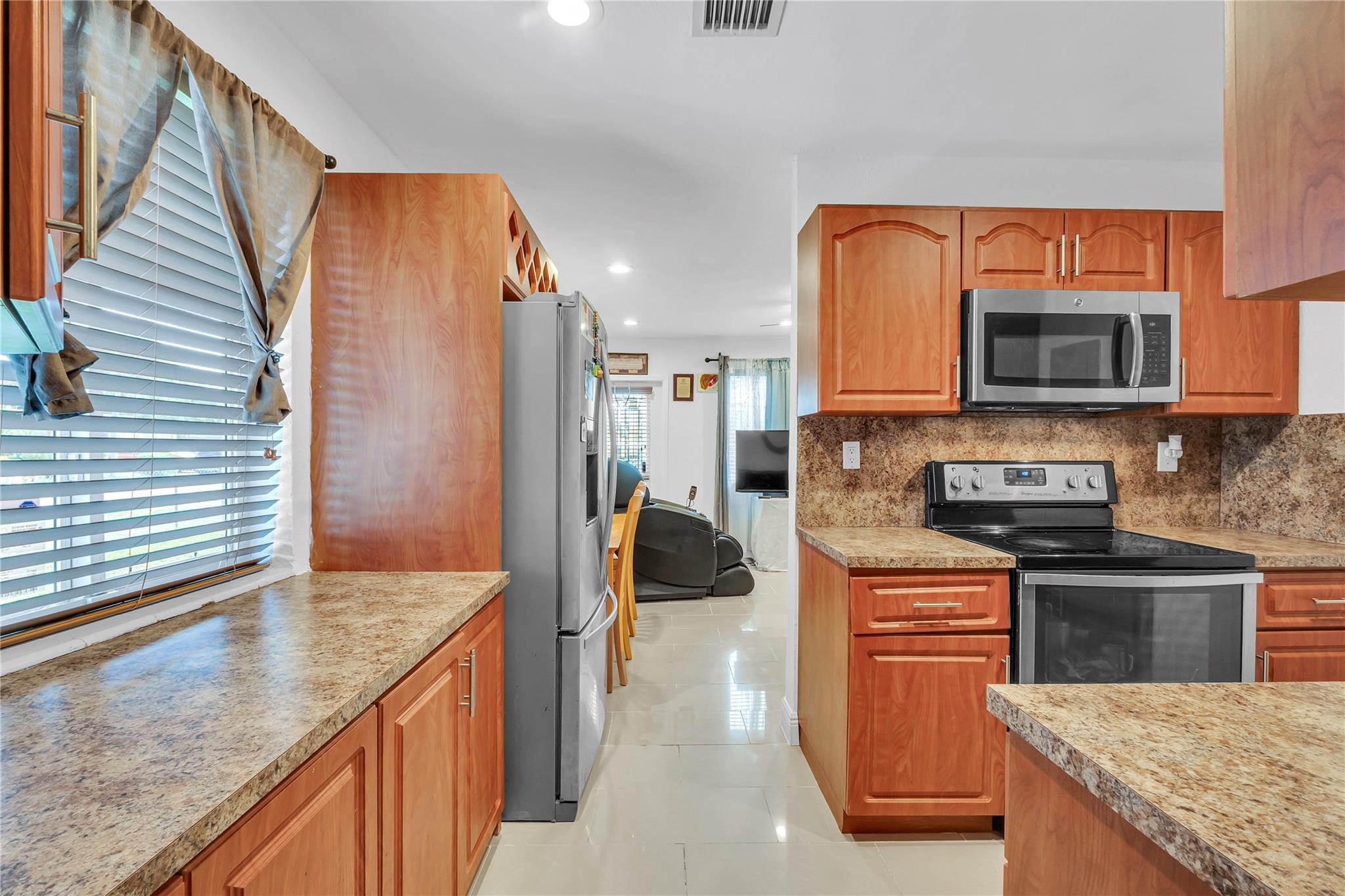 Sunrise Heights 48-37 B - Residential