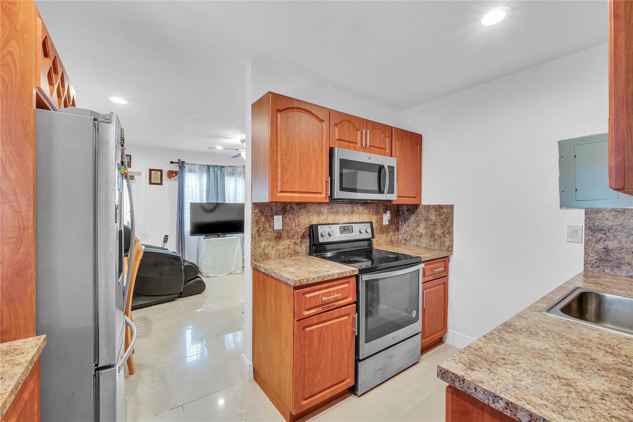 Sunrise Heights 48-37 B - Residential