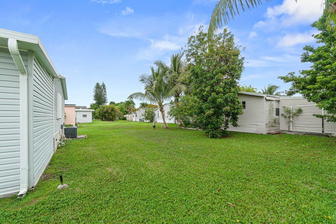 1541 SW 65th Avenue, Boca Raton, FL, 33428/$289,000 4 1541 SW 65th Avenue
