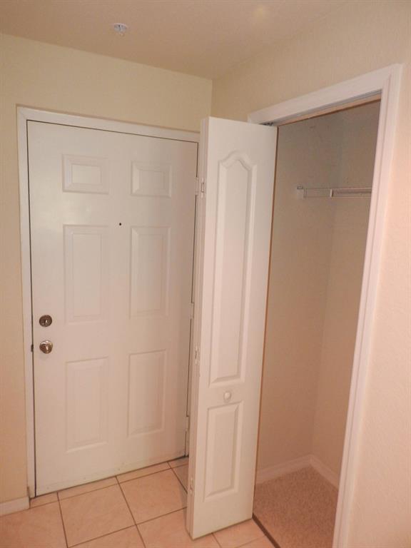 RESIDENCES AT LEGACY PLACE CONDO - Residential Lease