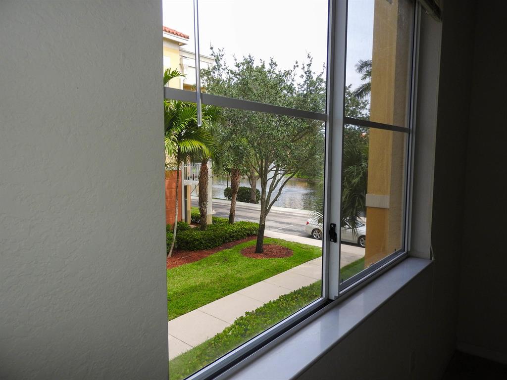 RESIDENCES AT LEGACY PLACE CONDO - Residential Lease