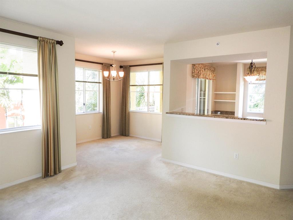 RESIDENCES AT LEGACY PLACE CONDO - Residential Lease