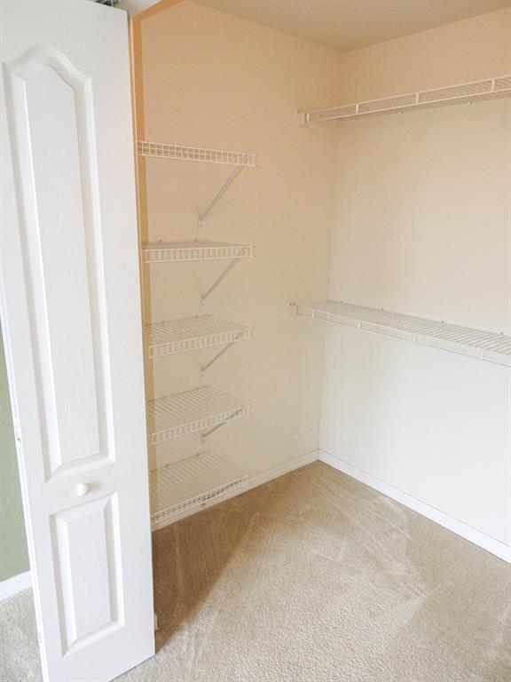 RESIDENCES AT LEGACY PLACE CONDO - Residential Lease