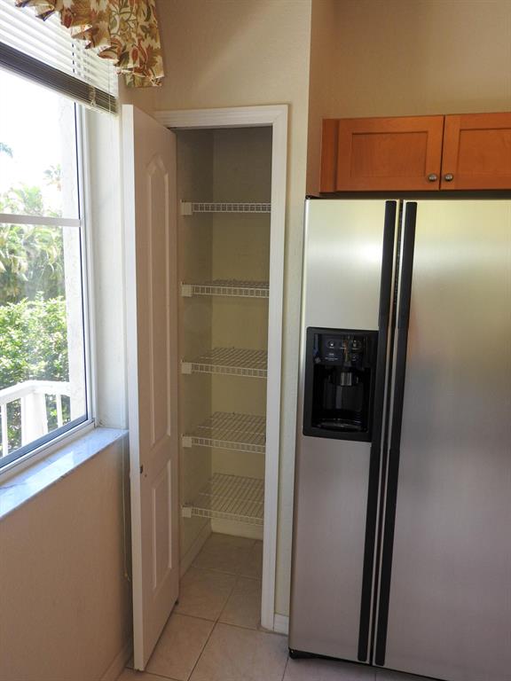 RESIDENCES AT LEGACY PLACE CONDO - Residential Lease