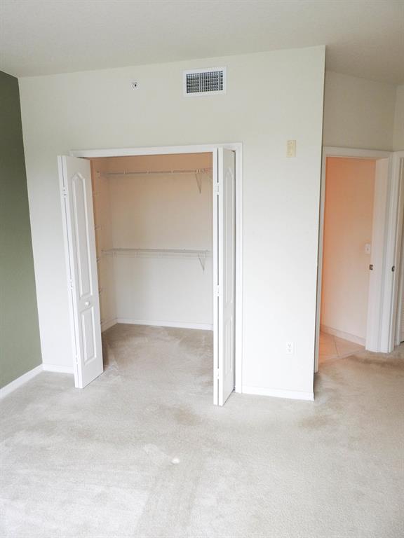 RESIDENCES AT LEGACY PLACE CONDO - Residential Lease