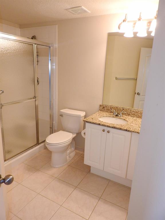 RESIDENCES AT LEGACY PLACE CONDO - Residential Lease