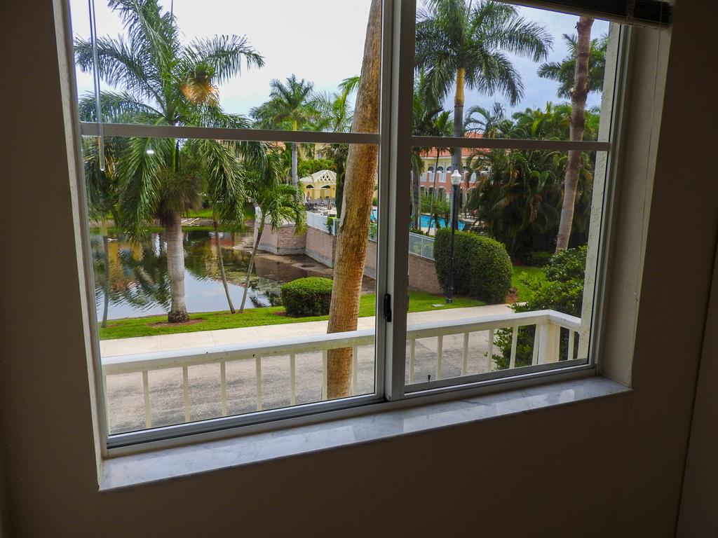 RESIDENCES AT LEGACY PLACE CONDO - Residential Lease