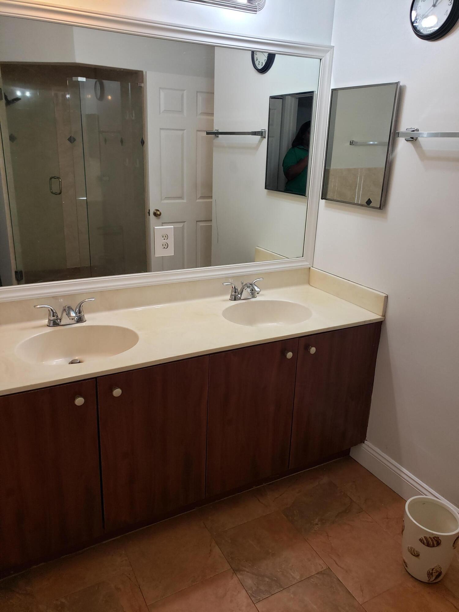 DILLMAN FARMS - Residential Lease