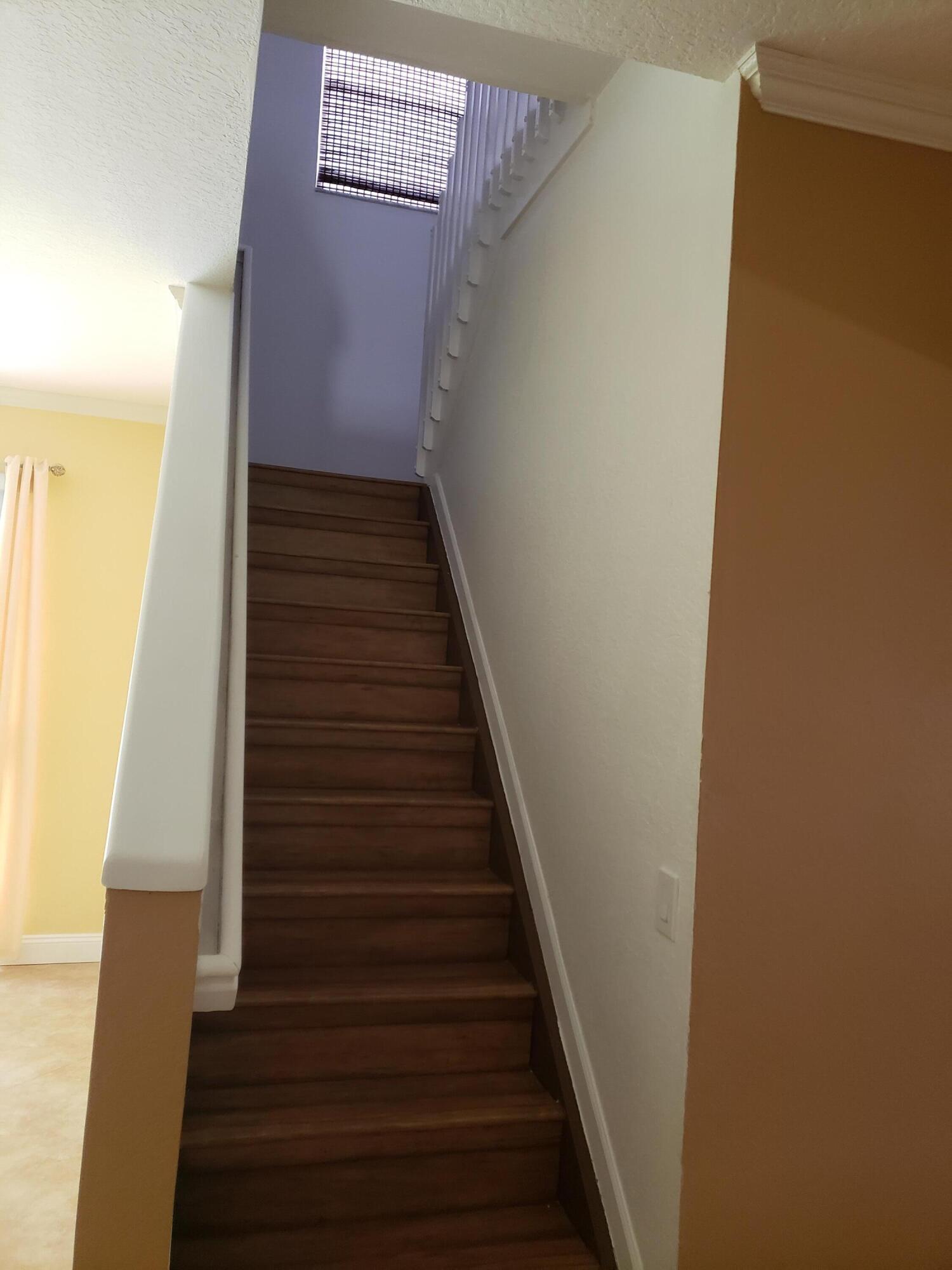 DILLMAN FARMS - Residential Lease