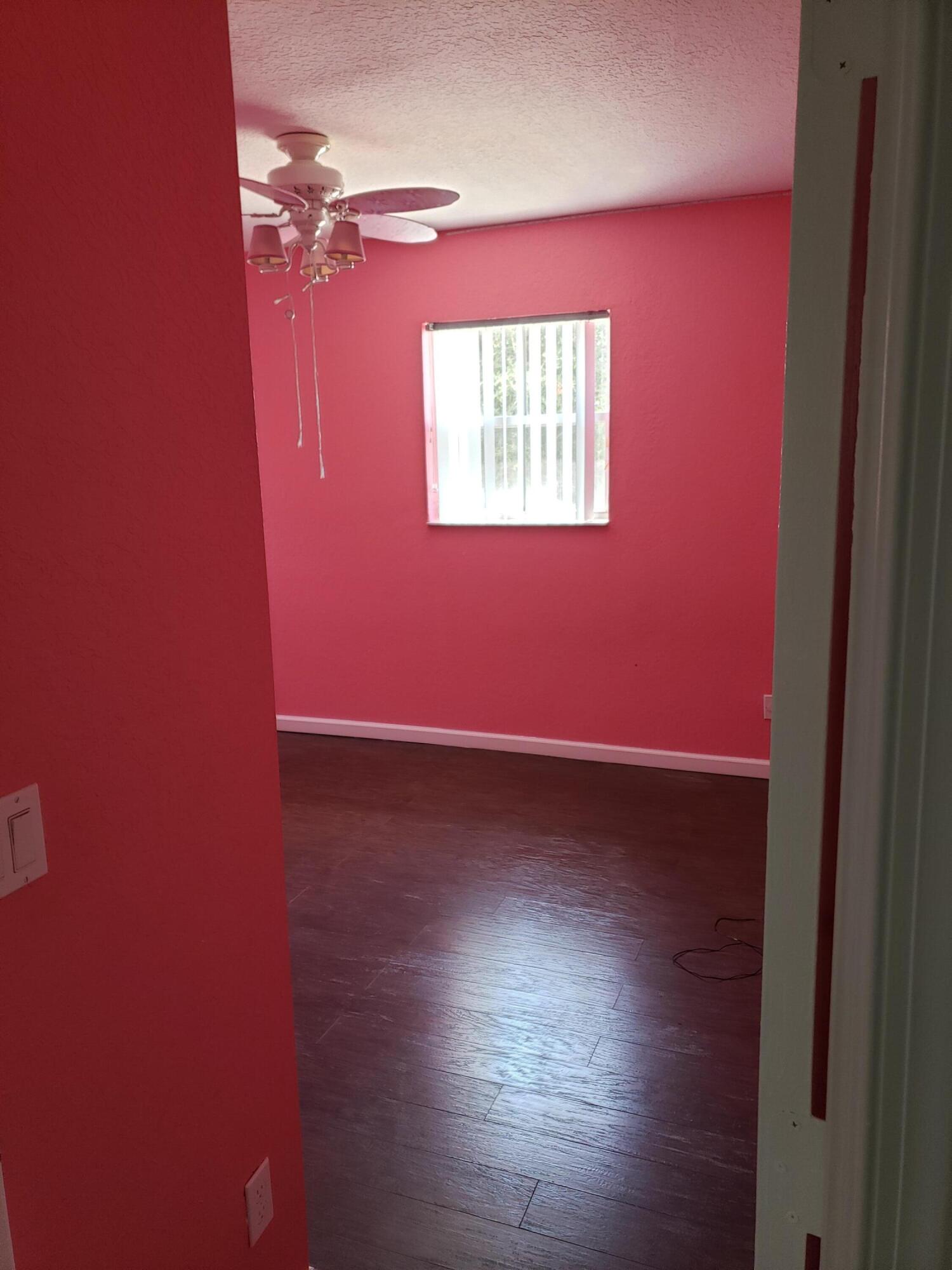 DILLMAN FARMS - Residential Lease