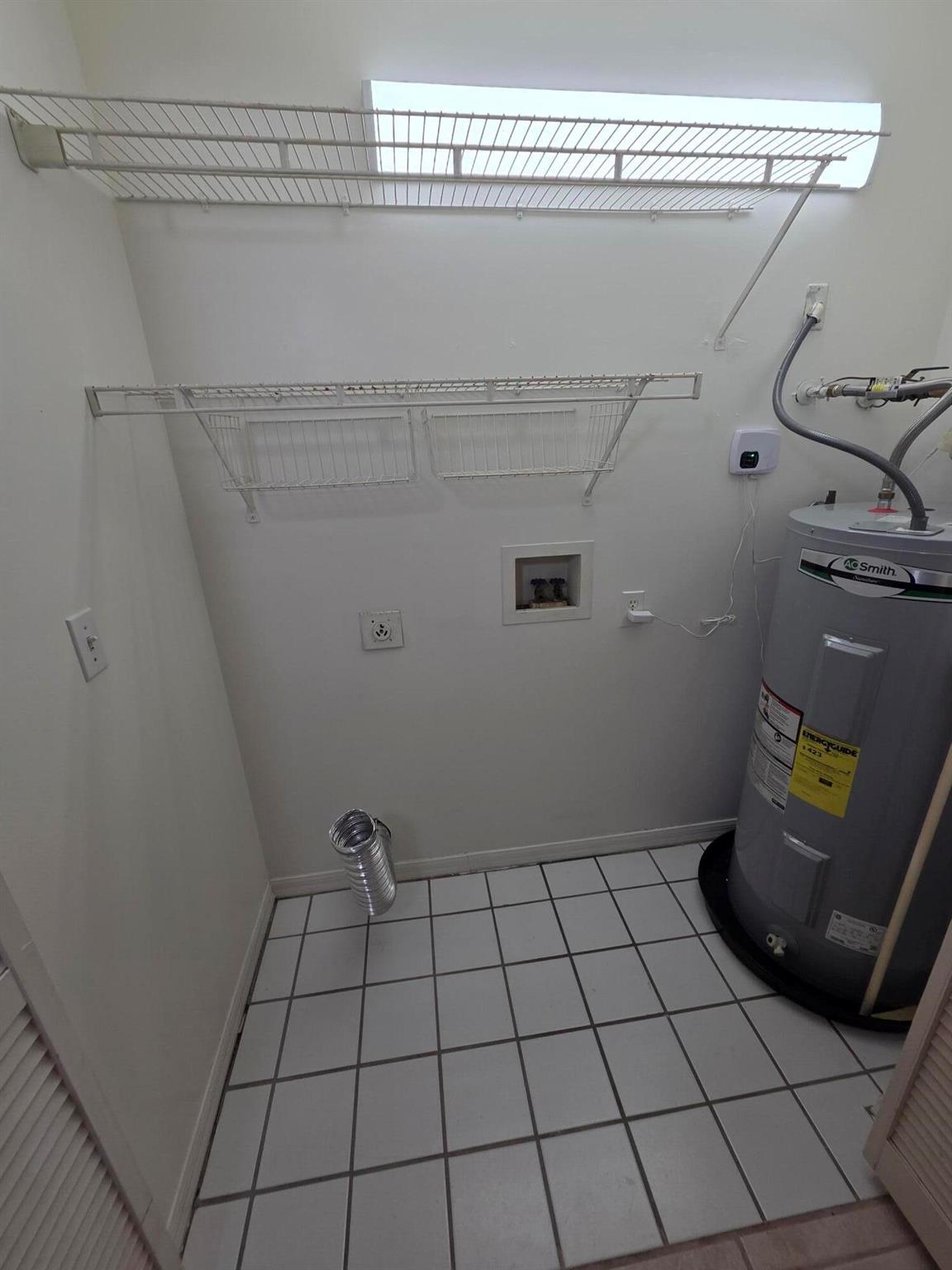 VILLAS OF VERO BEACH - Residential Lease