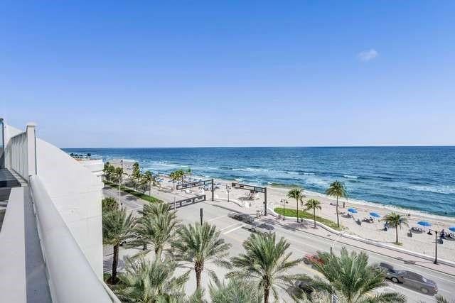 Photo of 3101 BAYSHORE Drive #1806, Fort Lauderdale, FL 33304 (MLS # B26092858)