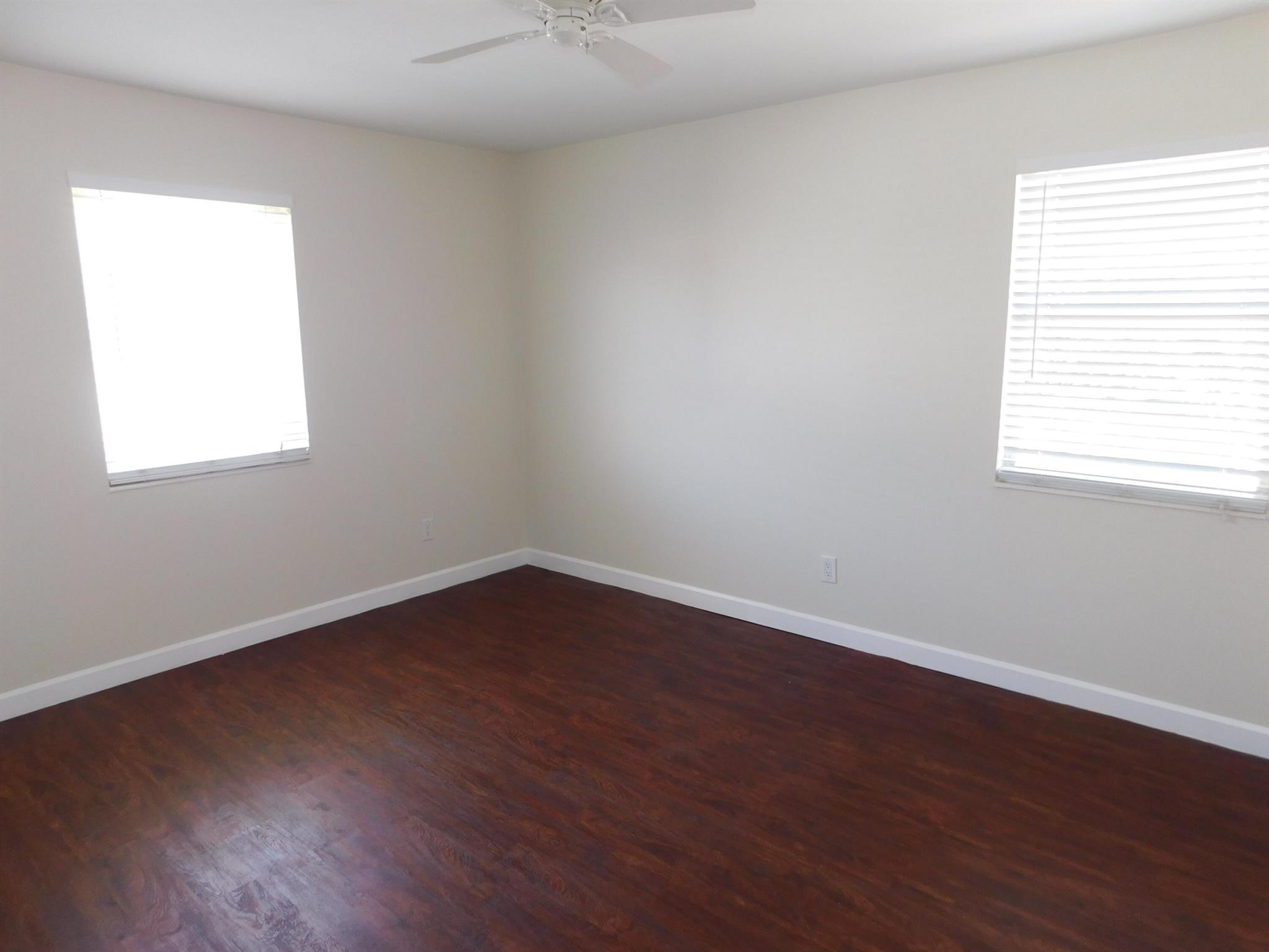 NORTH PALM BEACH VILLAGE - Residential Lease