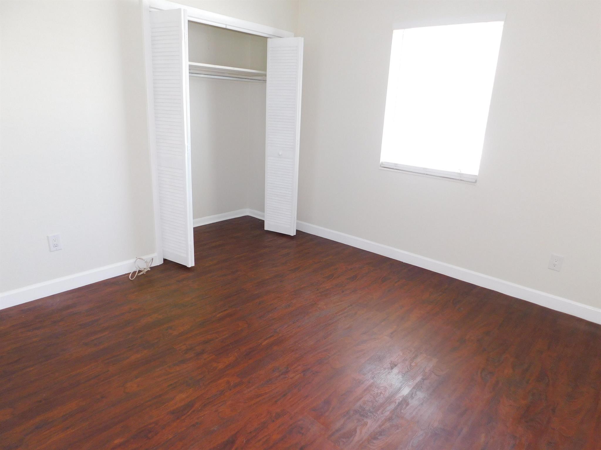 NORTH PALM BEACH VILLAGE - Residential Lease