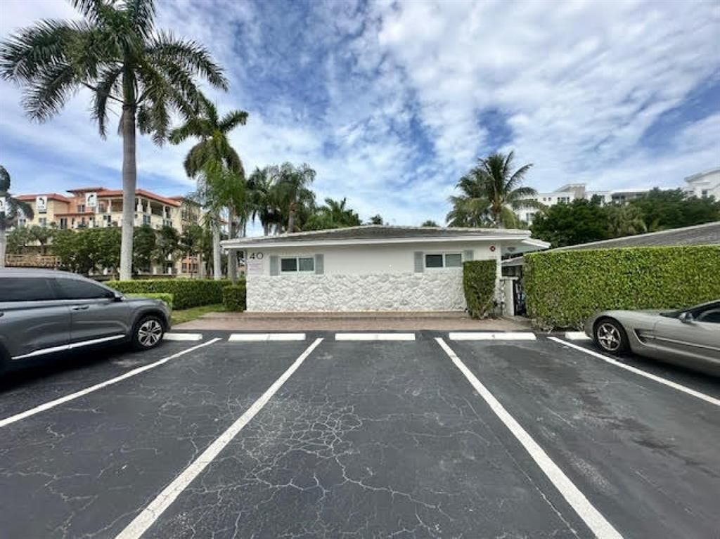 Photo of 40 SE 19th Avenue #119, Deerfield Beach, FL 33441 (MLS # F10502885)