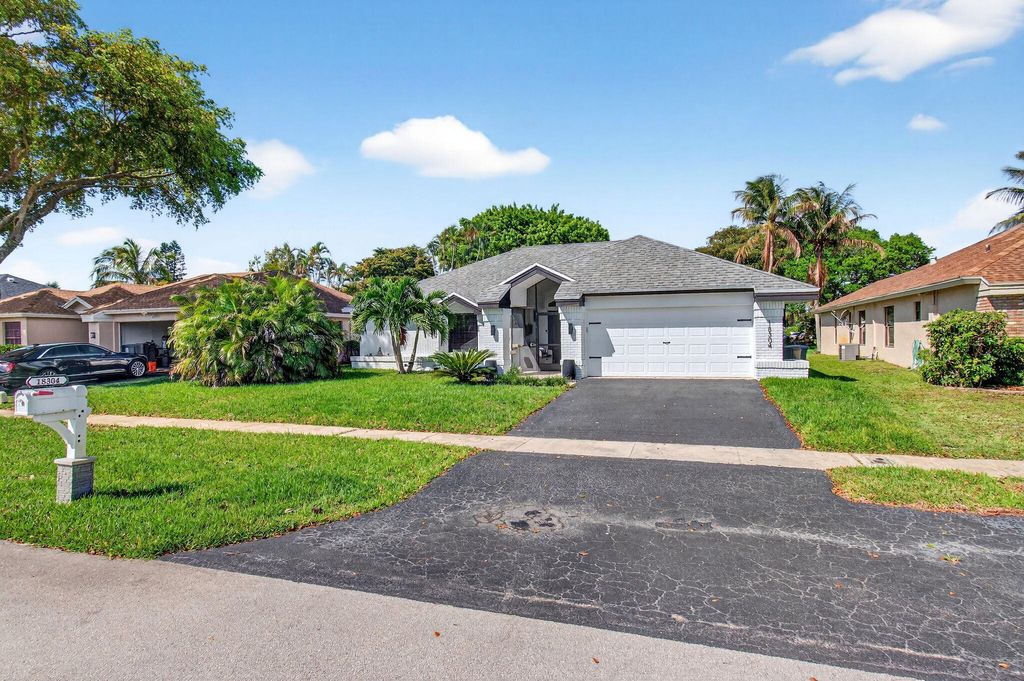 Photo of 18304 181st Circle S, Boca Raton, FL 33498 (MLS # B26006066)