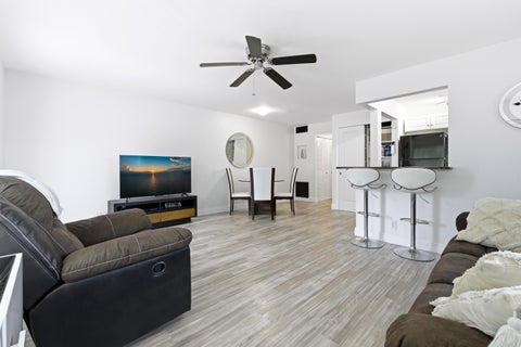Tiny photo for 70 Bedford #C, West Palm Beach, FL 33417 (MLS # B26026862)