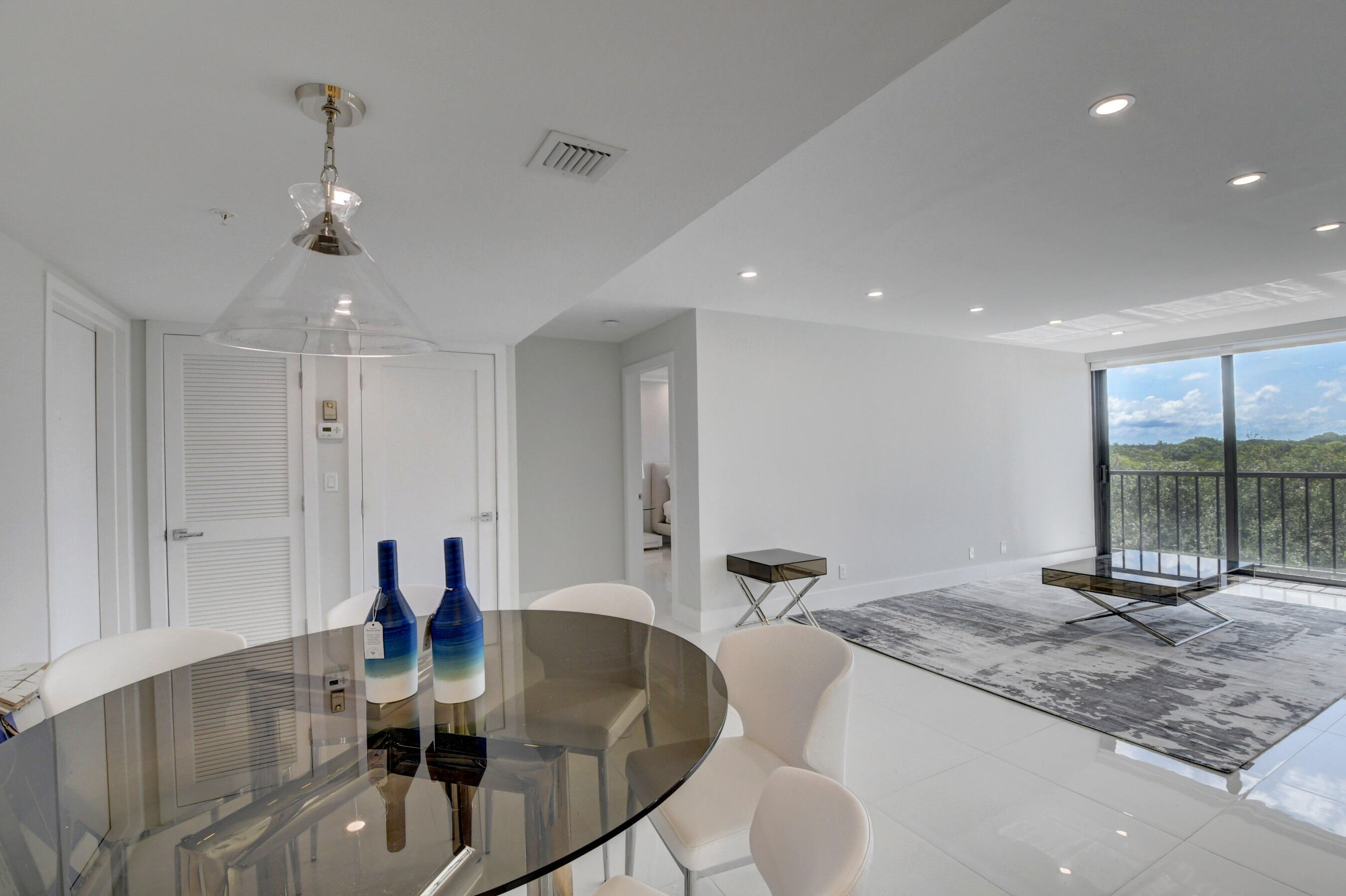 LAKEWOOD MIDRISE CONDO - Residential