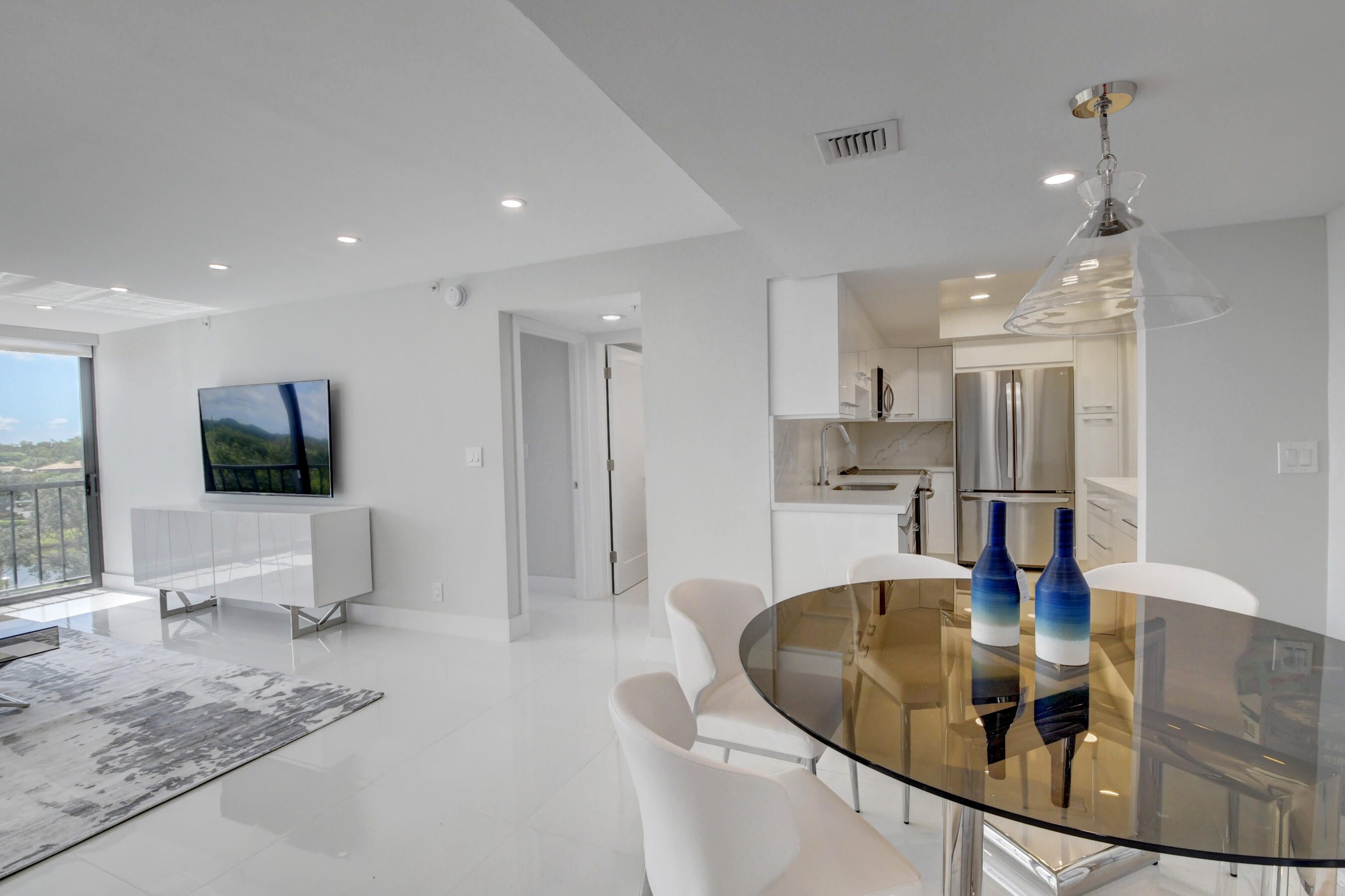 LAKEWOOD MIDRISE CONDO - Residential