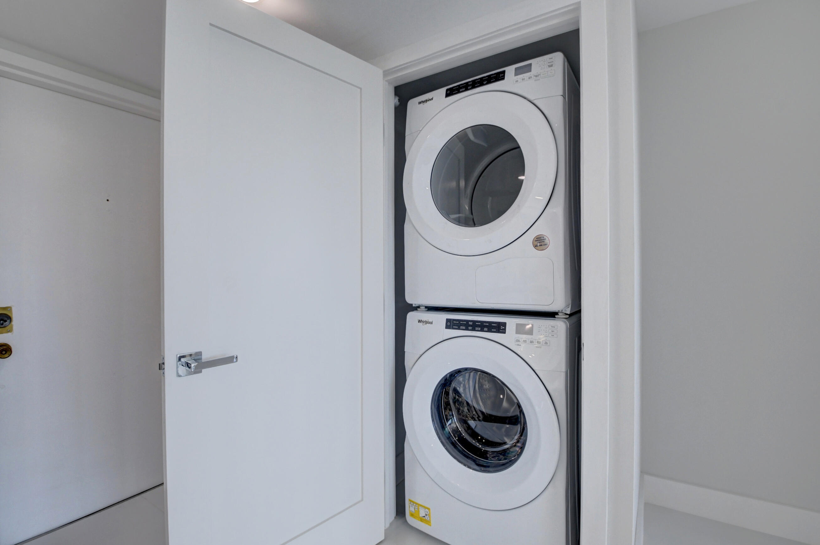 LAKEWOOD MIDRISE CONDO - Residential