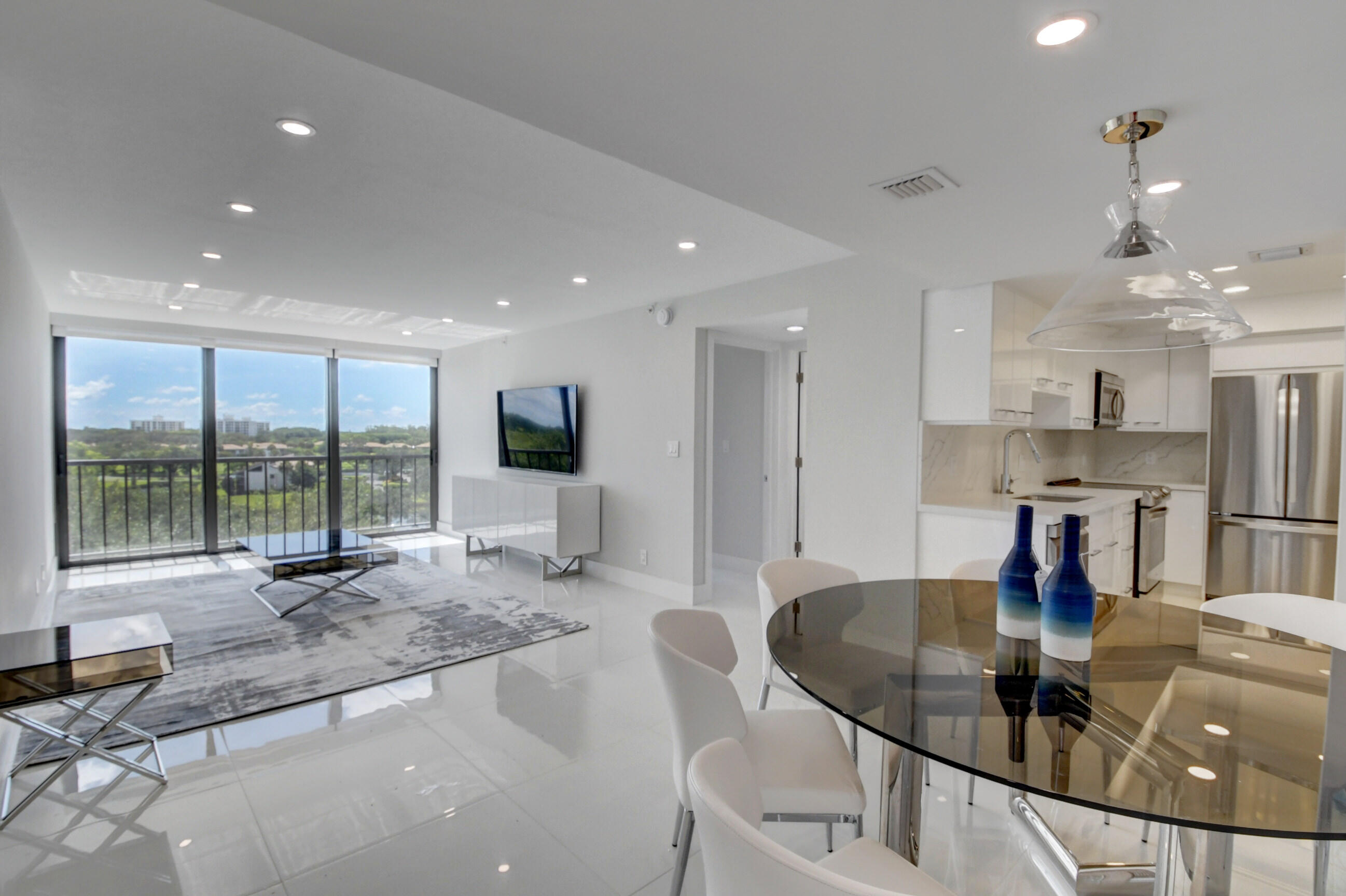 LAKEWOOD MIDRISE CONDO - Residential